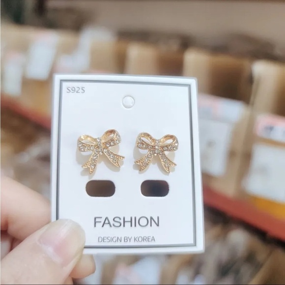 Cute Small Bow Studs with Rhinestones in Gold - Picture 1 of 3